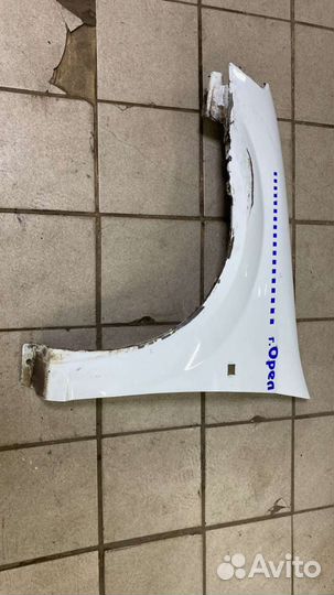 Крыло переднее левое LADA largus