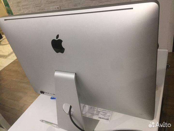 Apple iMac 27’ 2011, i7 3,4GHz, 4Gb, HDD 240Gb