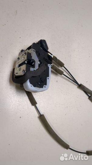 Замок двери правый передний Infiniti QX56