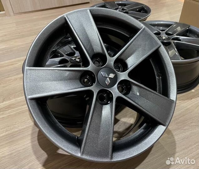 Диски Mitsubishi R16 оригинал