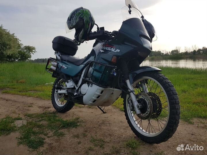 Honda Transalp 600
