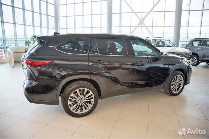 Toyota Highlander 2.0 AT, 2023