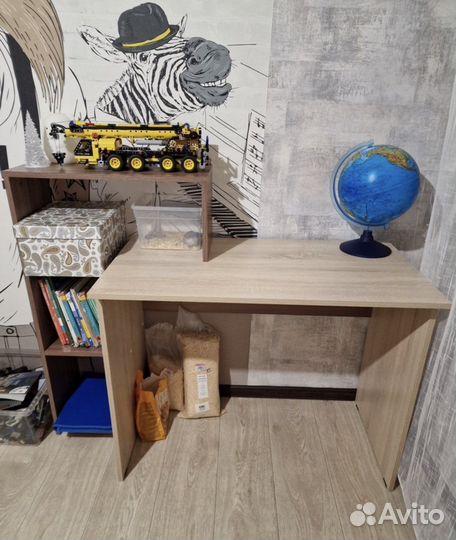 Компьютерный стол