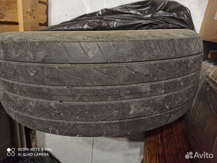 Yokohama Advan Fleva V701 205/55 R16