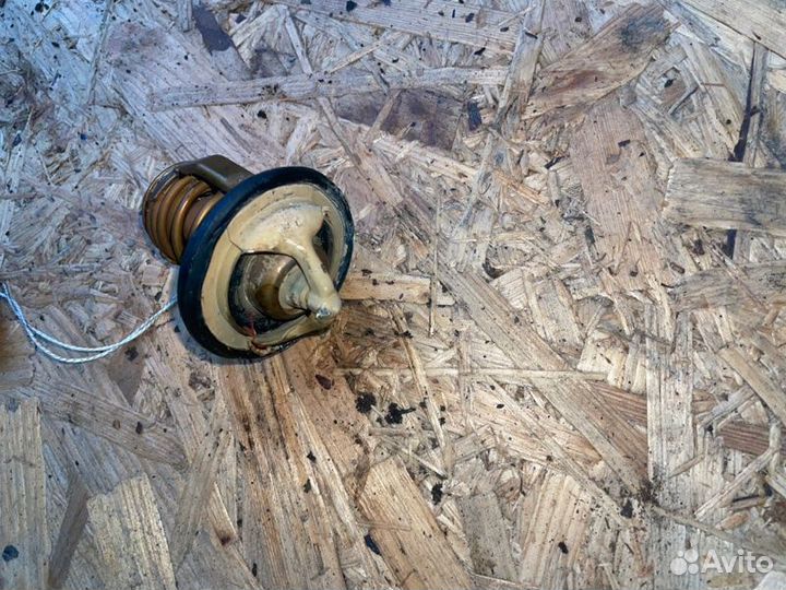 Термостат (элемент) Toyota Land Cruiser Prado J90