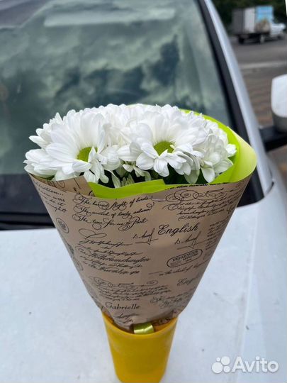 Мини букет из ромашек