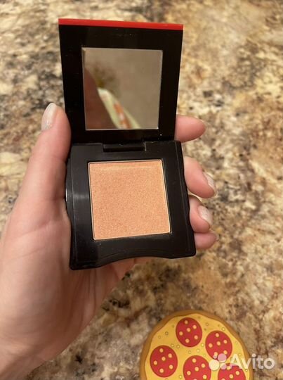 Румяна shiseido