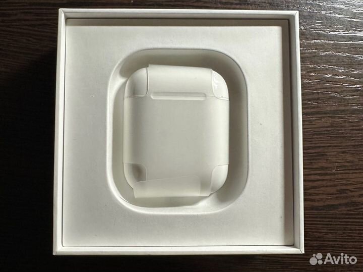 Беспроводные наушники apple airpods 1