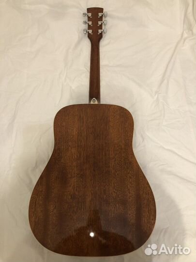 Акустическая гитара lbanez Индонезия, подставка