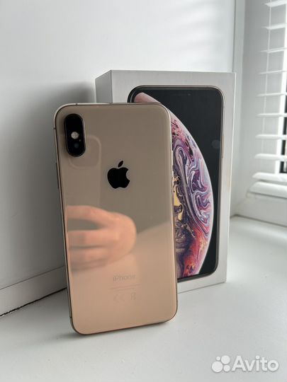 iPhone Xs, 64 ГБ