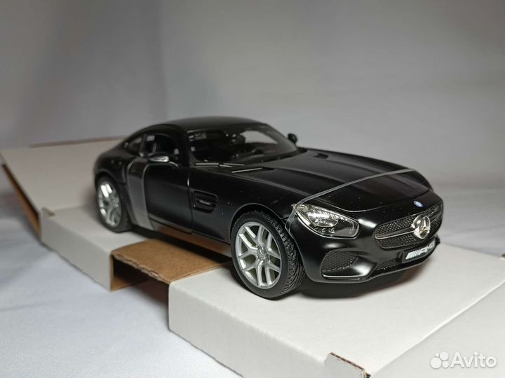 Модель автомобиля Mercedes AMG GT Maisto 1:24