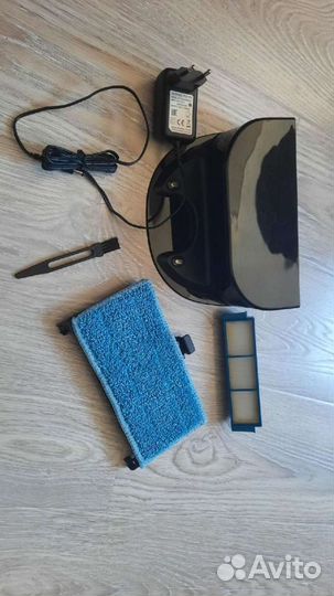 Робот пылесос philips