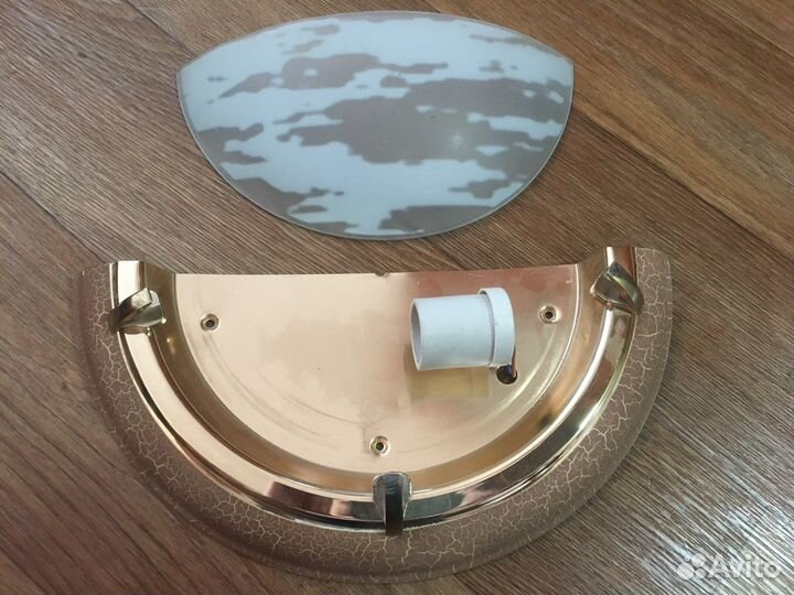 Светильник настенный