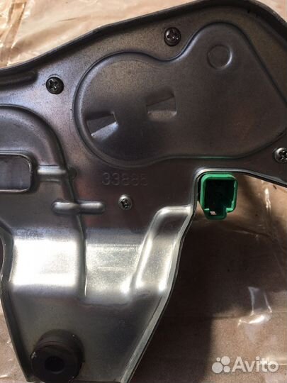 Мотор стеклоочистителя двери багажника