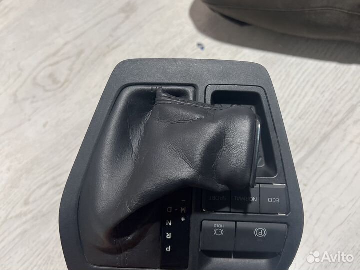 Toyota rav4 xa50 Консоль АКПП