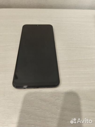 Samsung Galaxy A50, 4/64 ГБ