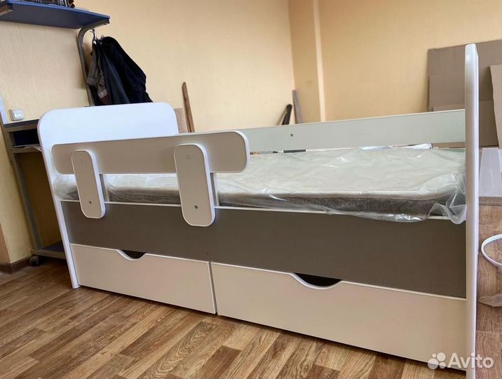 Детская кровать софа с ящиками новая кроватка тахт