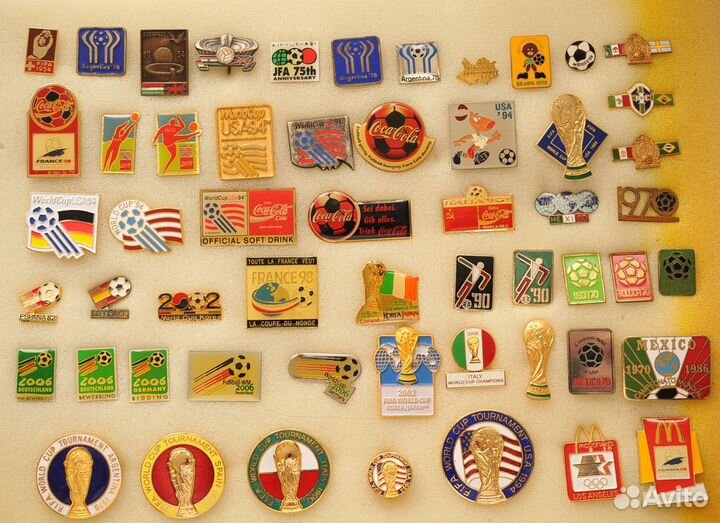 Значки футбол Чемпионат Мира 1990, 1998