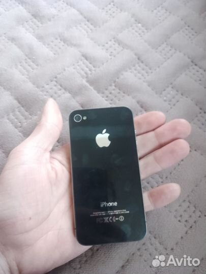 iPhone 4, 8 ГБ
