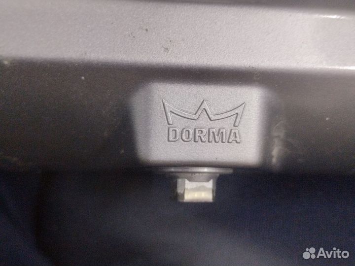 Доводчик дверной dorma