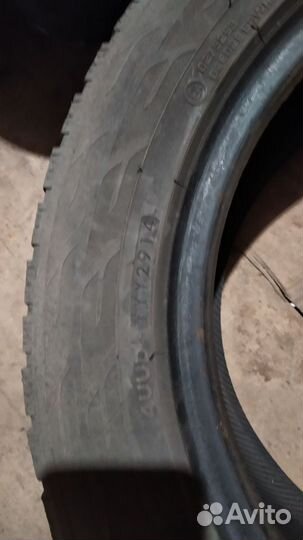 Yokohama Ice Guard IG55 215/55 R16