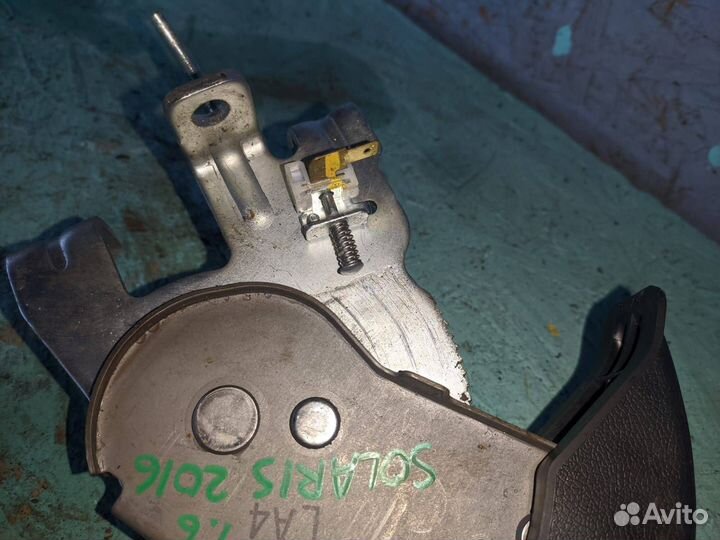 Рычаг стояночного (ручного) тормоза Hyundai Solari