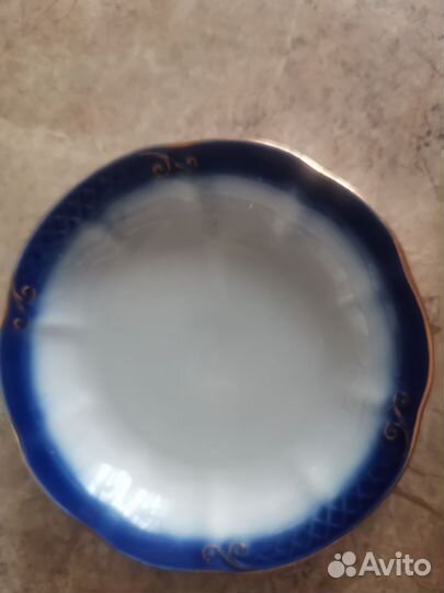 Набор тарелок