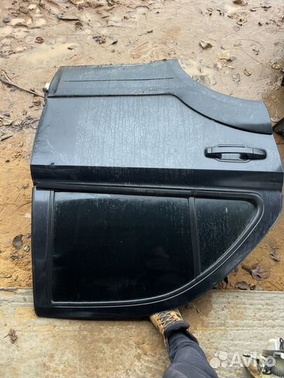 Двери задняя правая kia sorento 1 рейсталинг