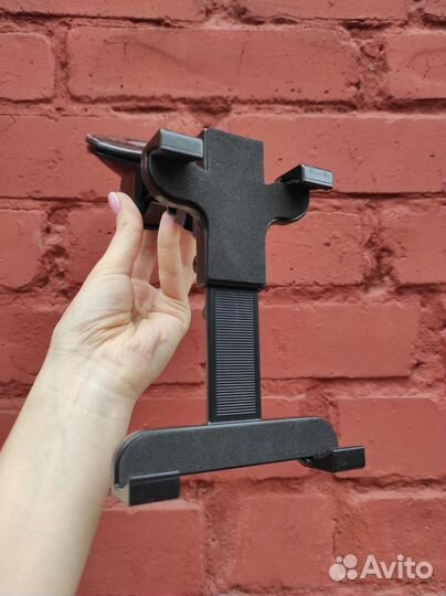 Держатель для планшета на присоске