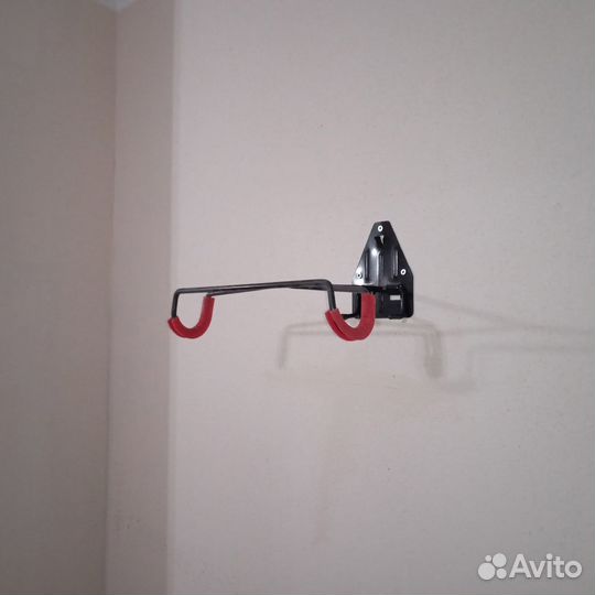 Кронштейн (держатель) для велосипеда на стену