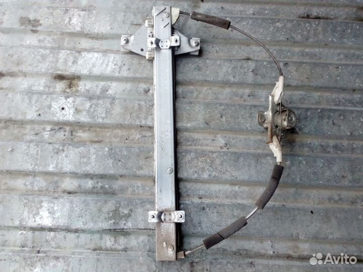 Стеклоподъемник задний мех. Chevrolet Aveo (T250)