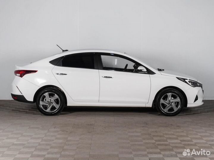 Hyundai Solaris 1.6 AT, 2021, 45 782 км