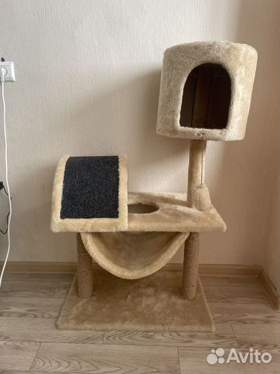 Домик для кошки с когтеточкой