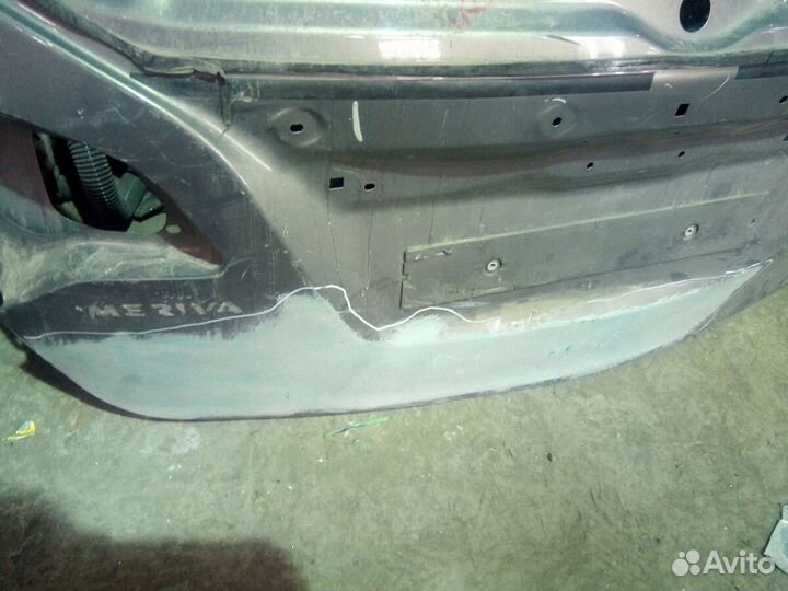 Опель Мерива крышка багажника