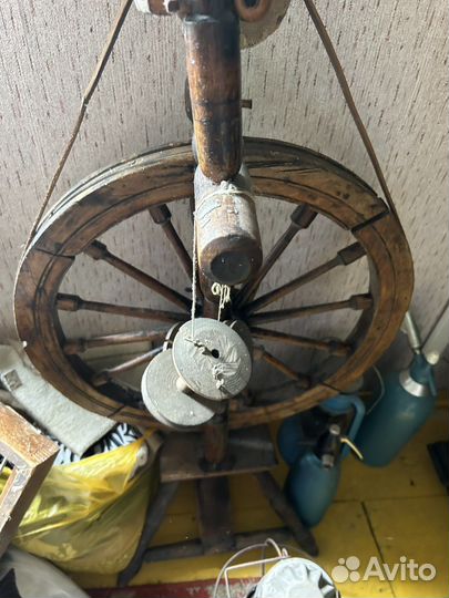 Прялка деревянная старинная