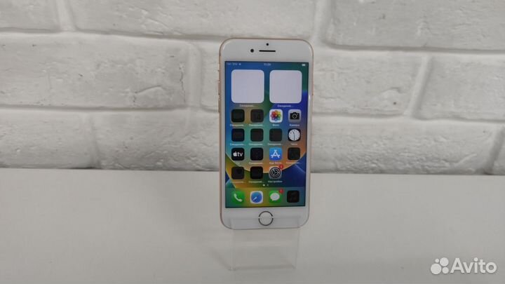 iPhone 8, 64 ГБ