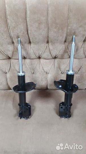 Амортизатор передний левый правый Форд Фокус 2