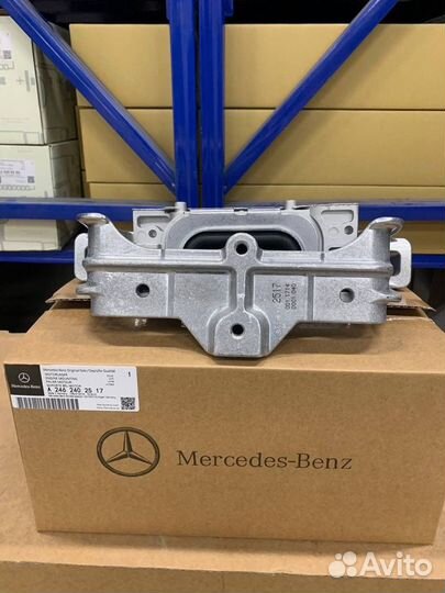 Опора подушка двигателя Mercedes A2462401517