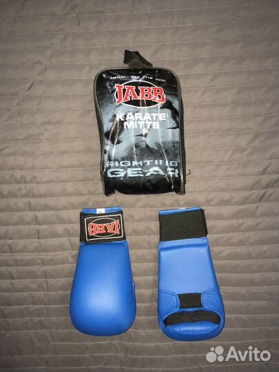 Продам защиту для карате на ребенка (синяя)
