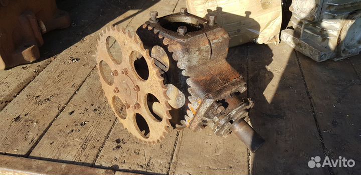 Редуктор угловой