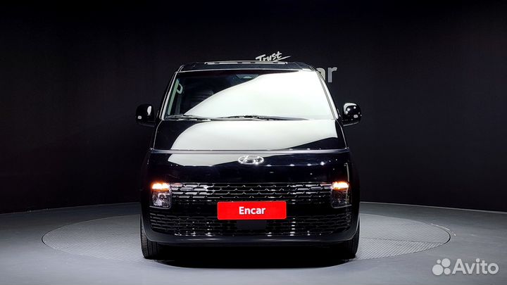 Hyundai Staria 2.2 AT, 2022, 8 500 км