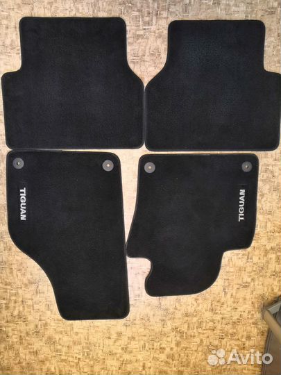 Ворсовые коврики фирменные для Wolksvagen Tiguan