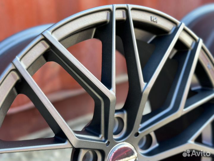 Диски VF106 Carbon R17 5-114,3 Toyota Lexus Mazda