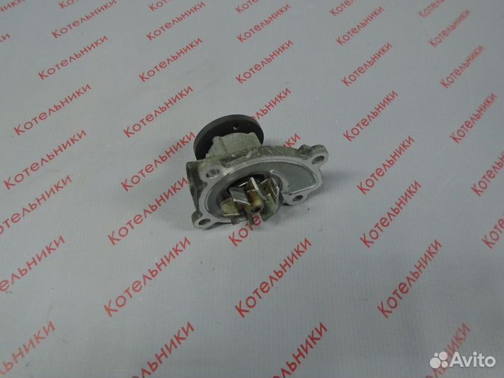 Nissan 21010-EE025 Насос водяной (Помпа)