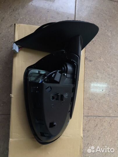 Зеркало заднего вида Nissan Qashkai правое и левое