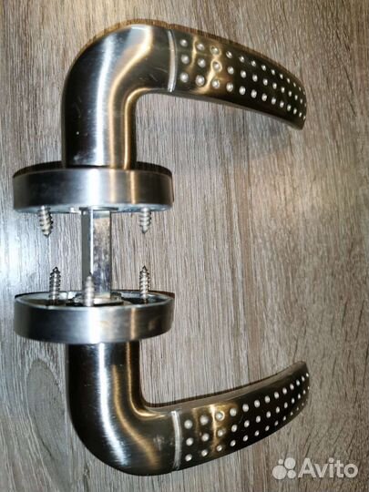 Ручка дверная