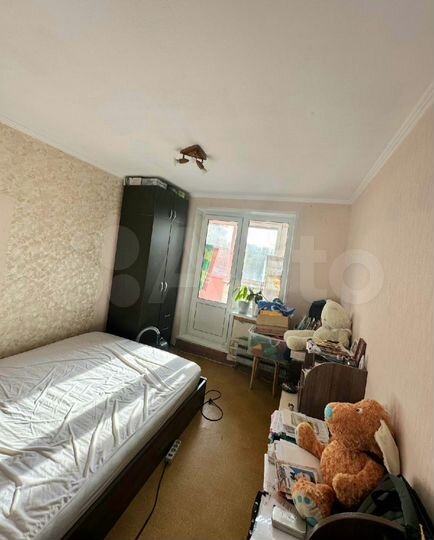 Комната 11 м² в 3-к., 5/9 эт.