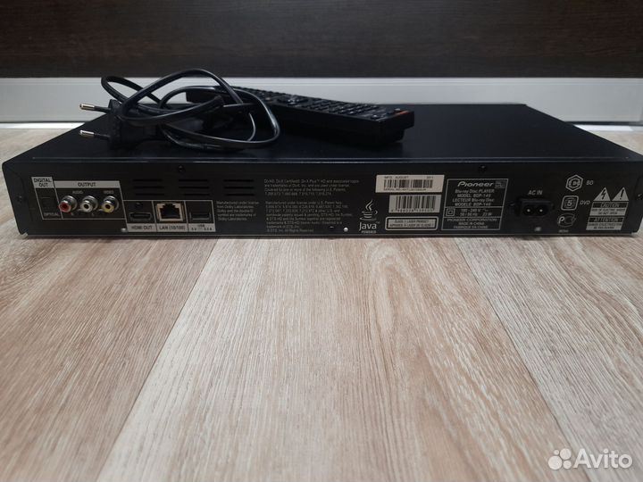 Blu-ray DVD плеер Pioneer BDP-140