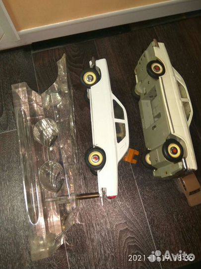 Модель газ24 Пластик СССР цена за две