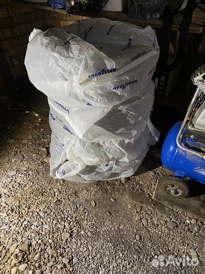 Bfgoodrich G-Force Stud 185/60 R15